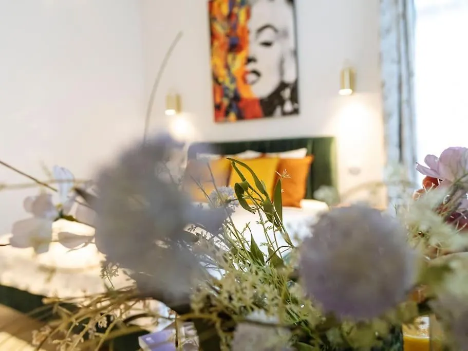Le Bijou De Marilyn Apartment Bucharest Romania