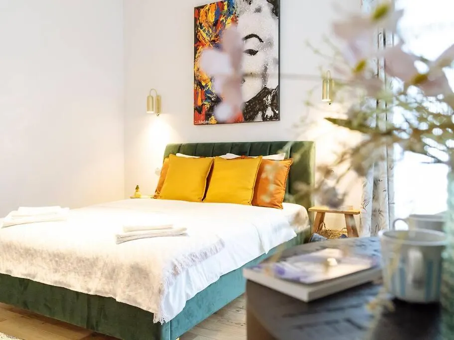 Le Bijou De Marilyn Apartment Bucharest